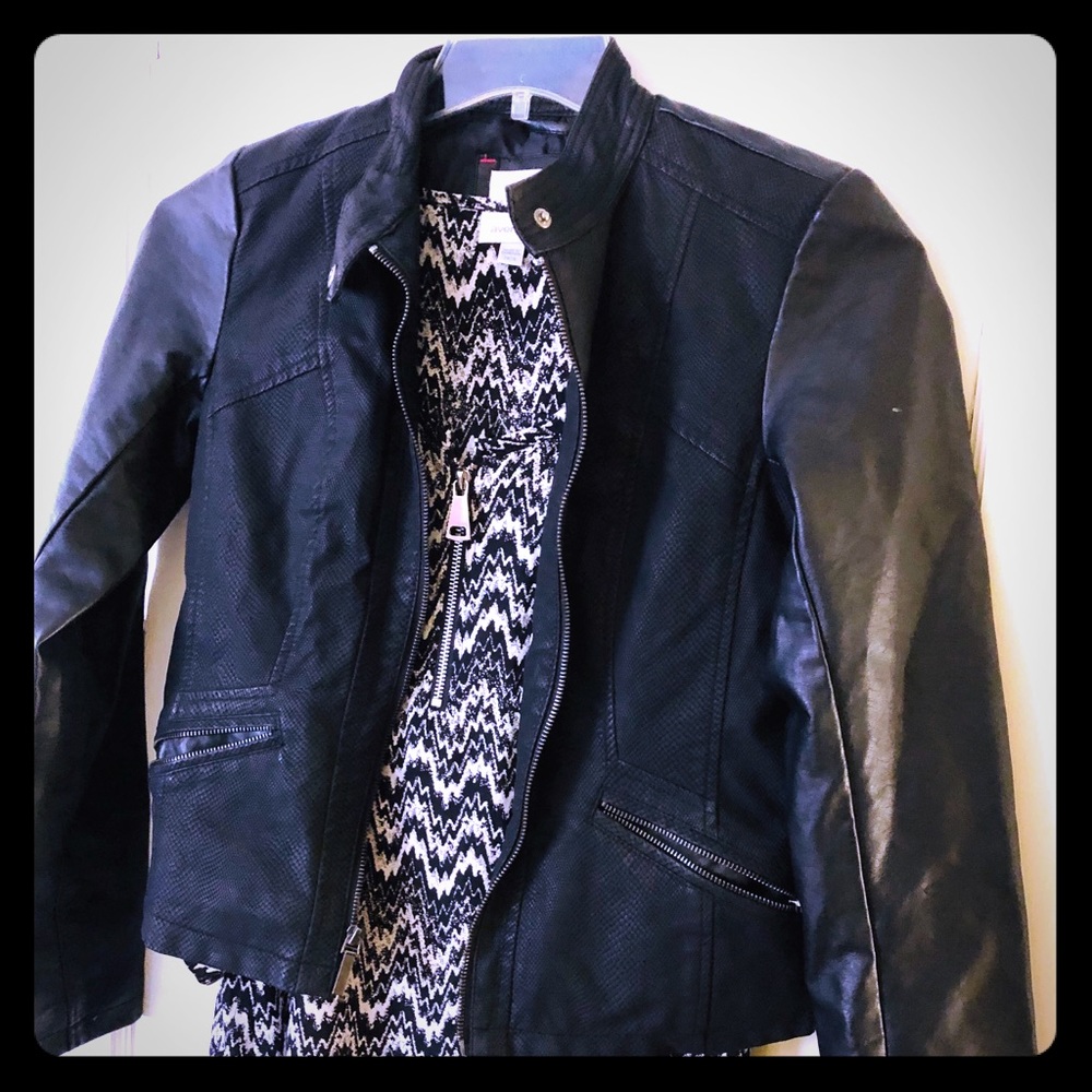 Vegan Leather Black Motorcycle Jacket.  😎😎😎